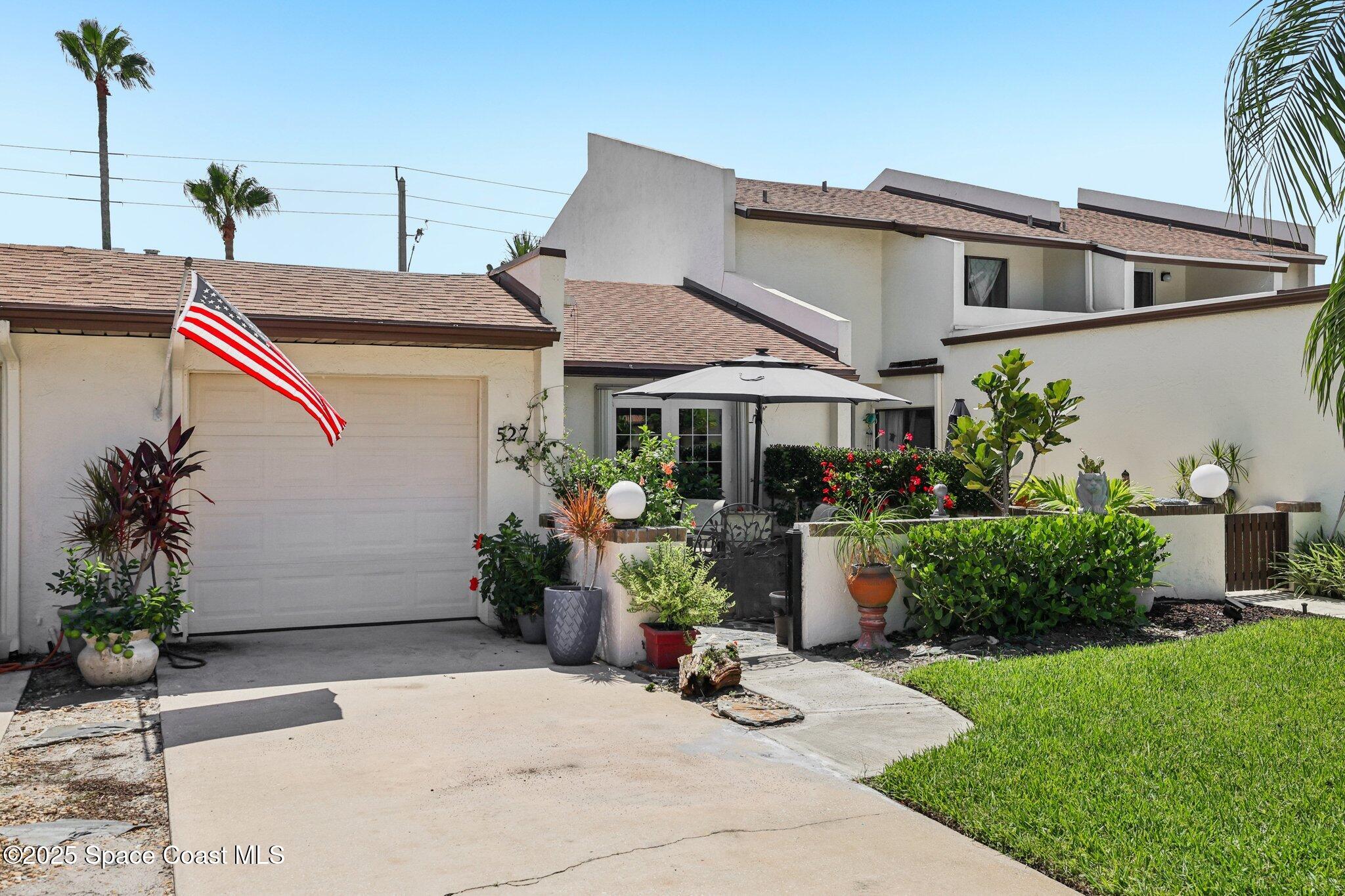 527 Summerset Court