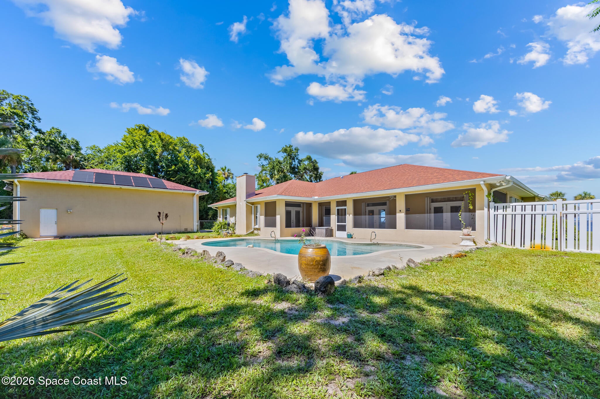4135 Indian River Drive