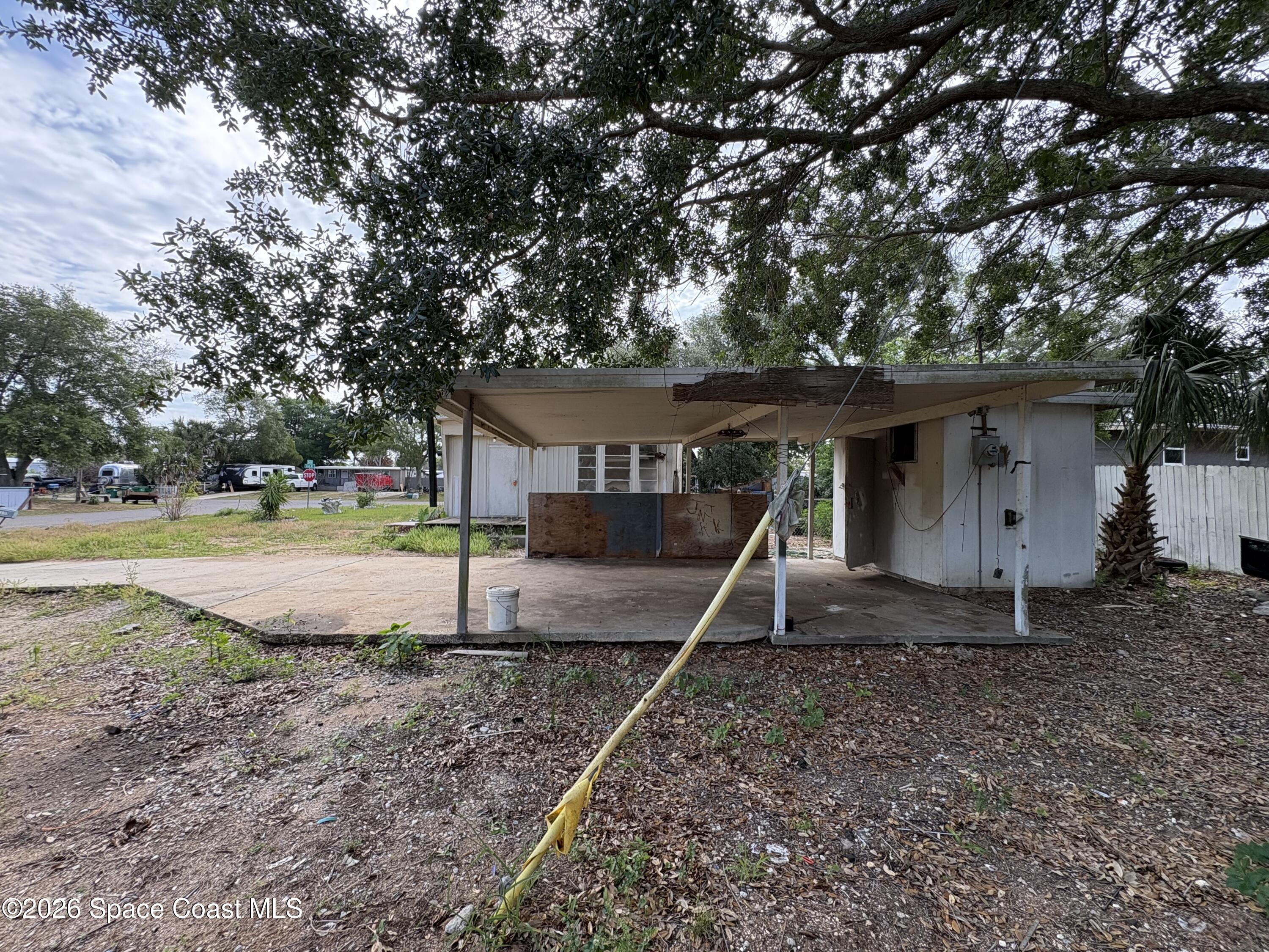 6993 Ash Court