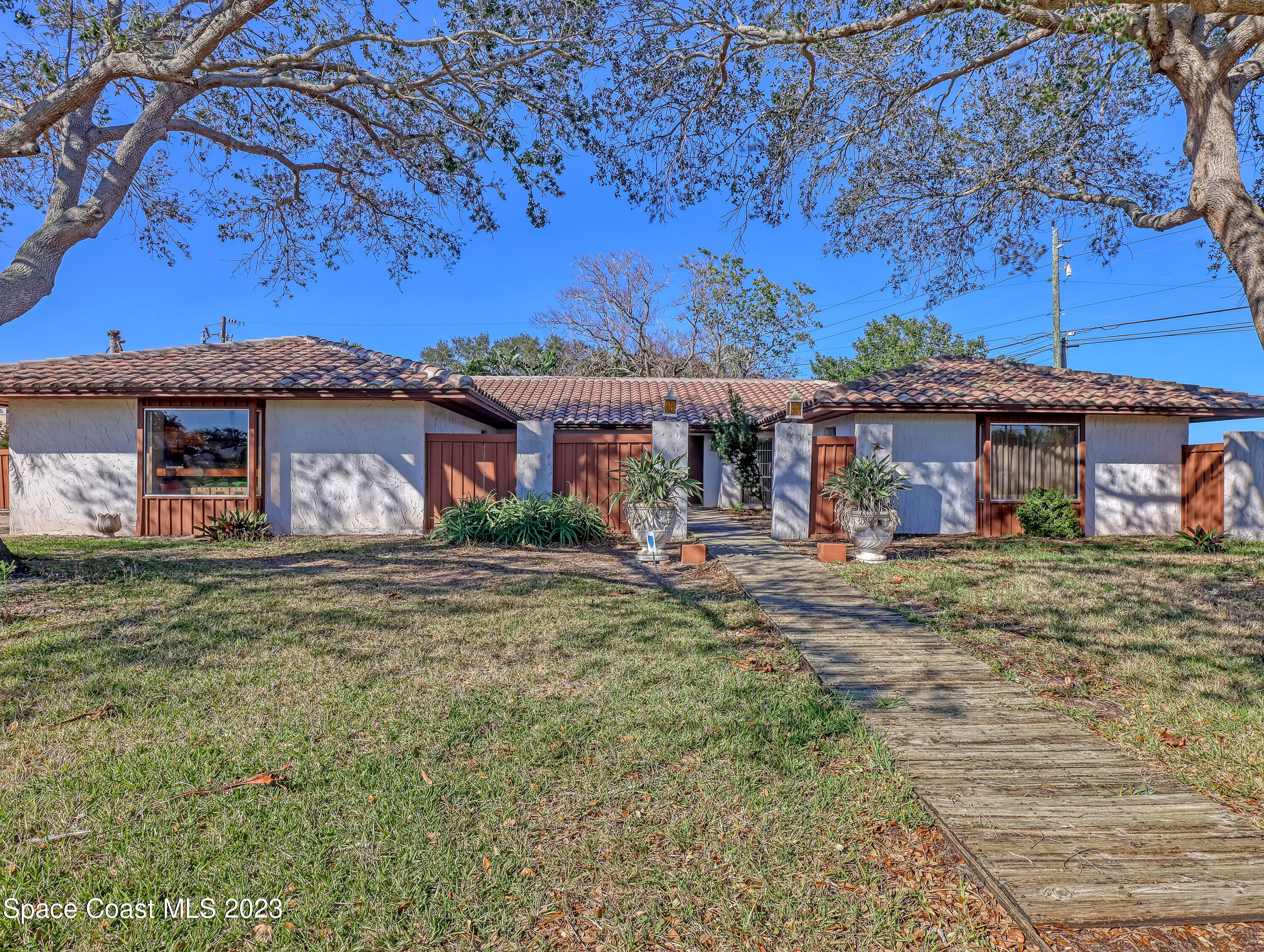 Photo 1 of 38 — 600 Alamanda Court, Indialantic, FL 32903