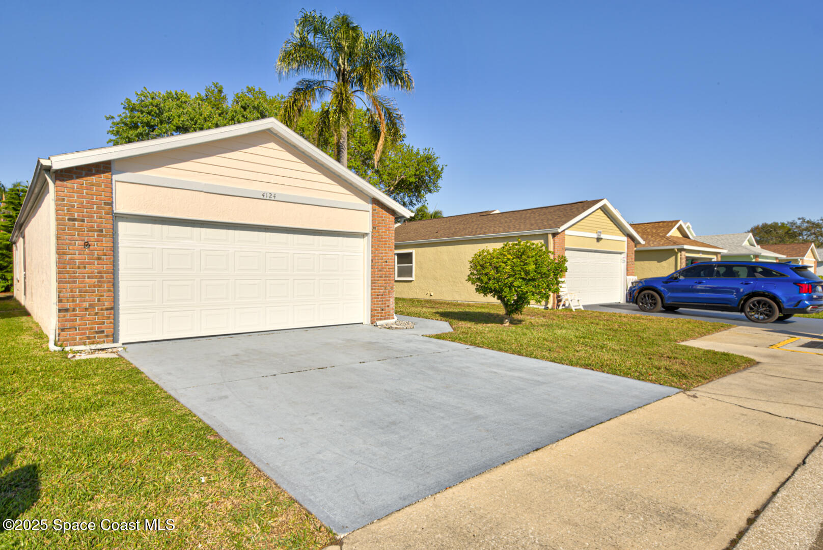4124 Twin Oaks Boulevard