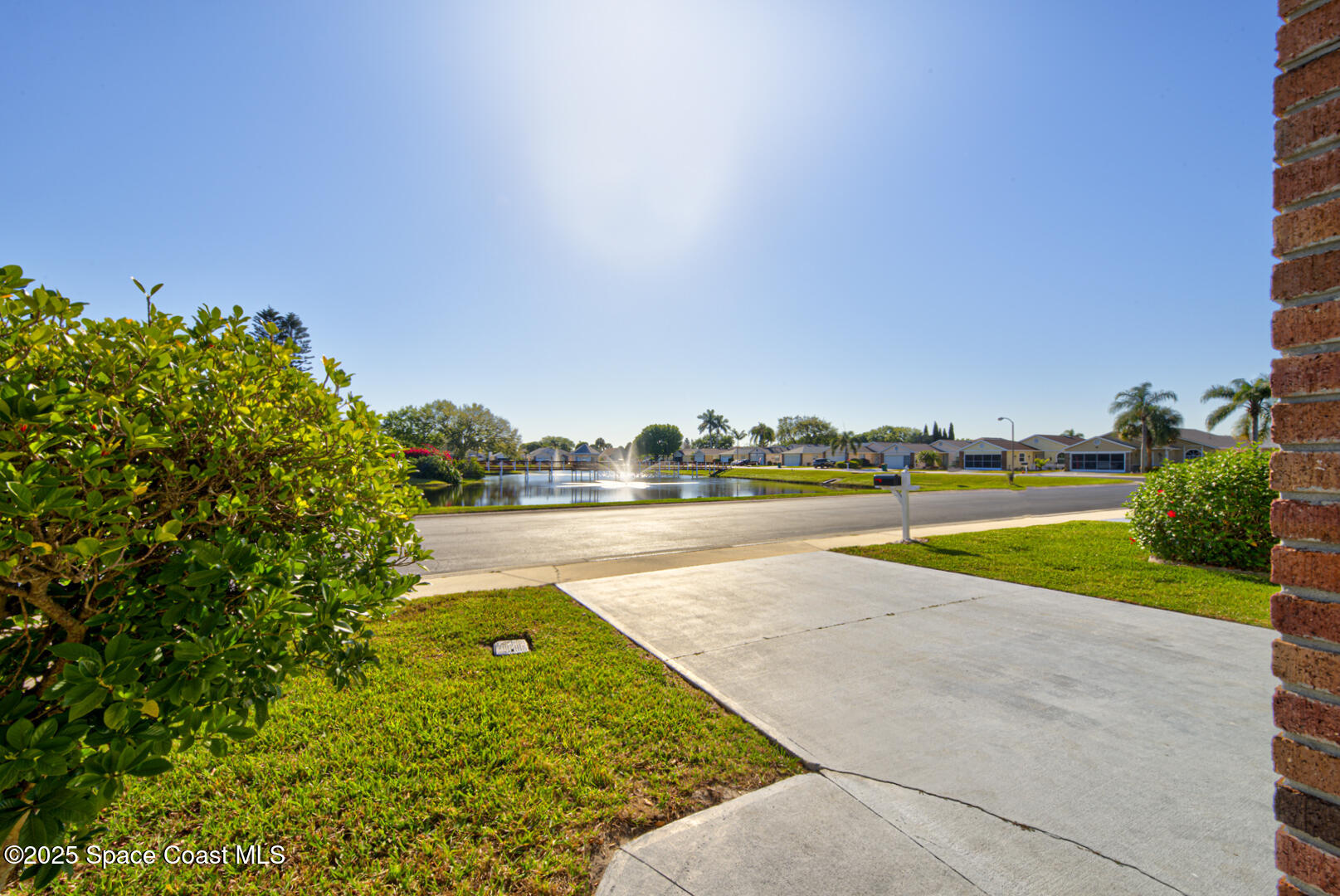 4124 Twin Oaks Boulevard