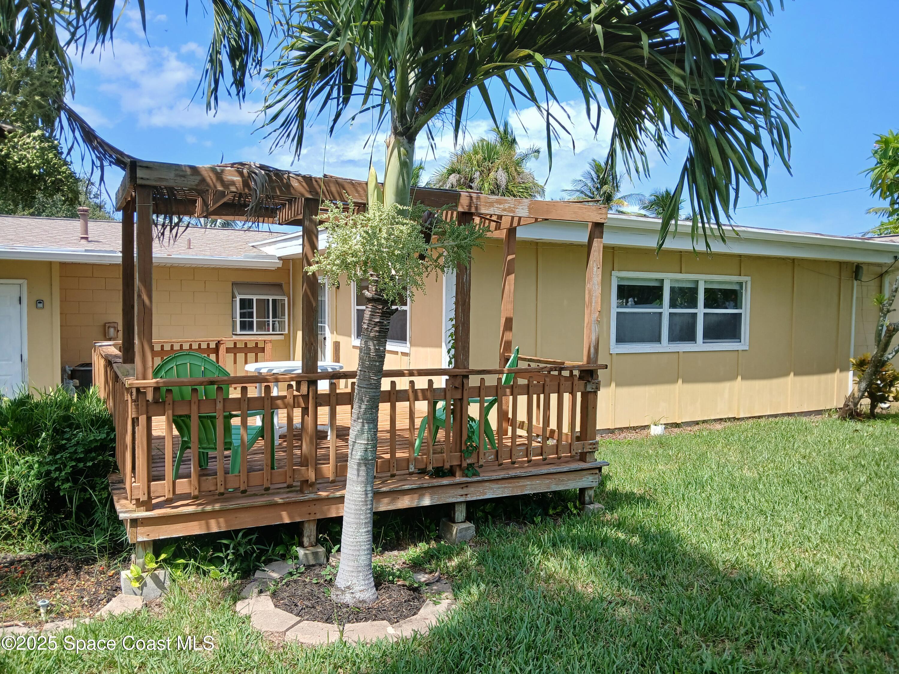 276 Curacau Drive