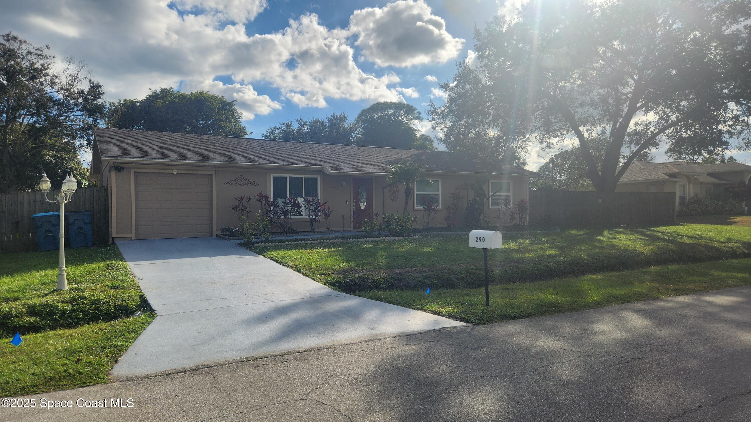 290 District Street SE