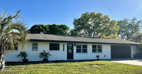 2229 Lakeview Dr Drive Melbourne FL 32935