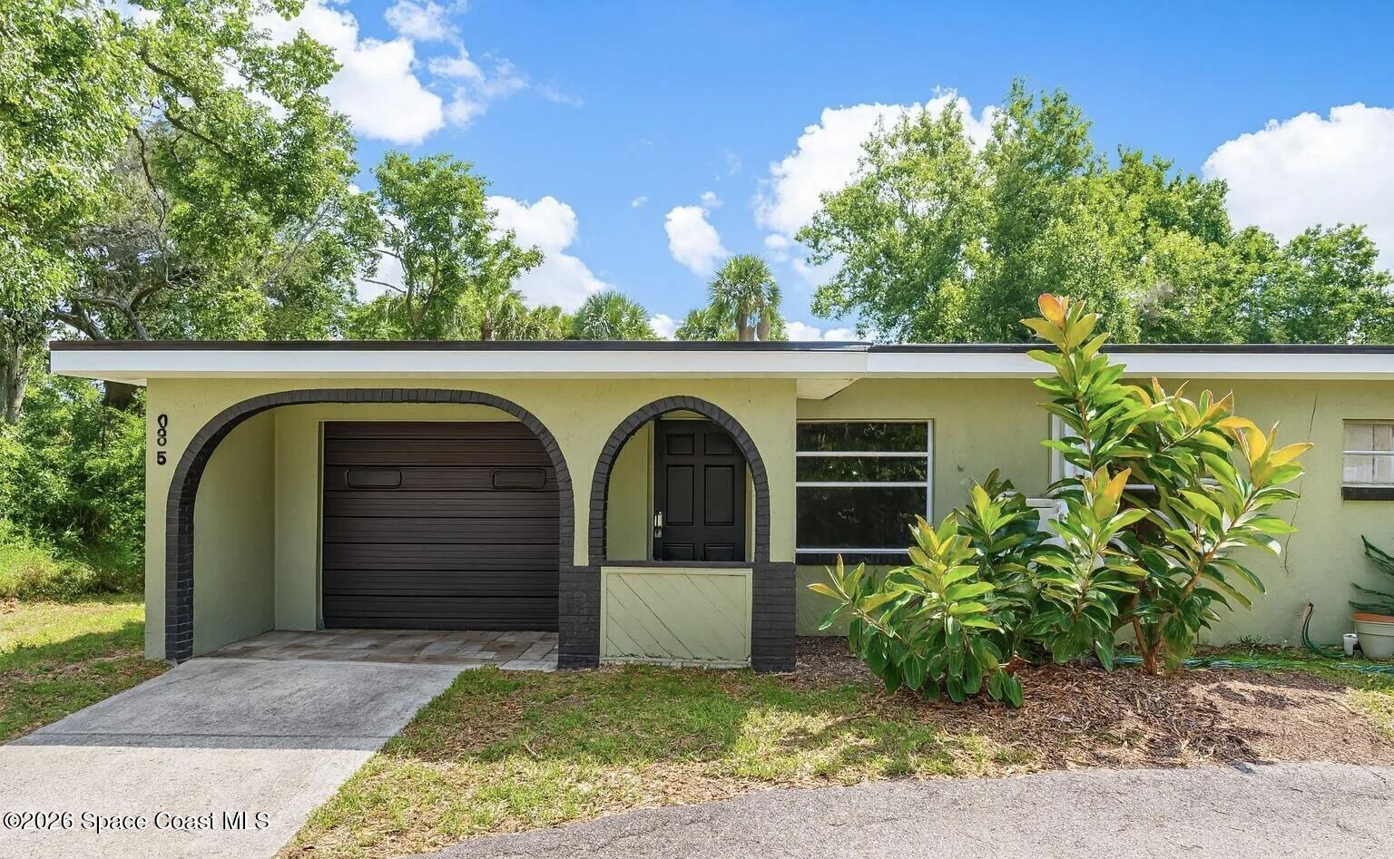 985 S Fiske Boulevard S 985 & 987
