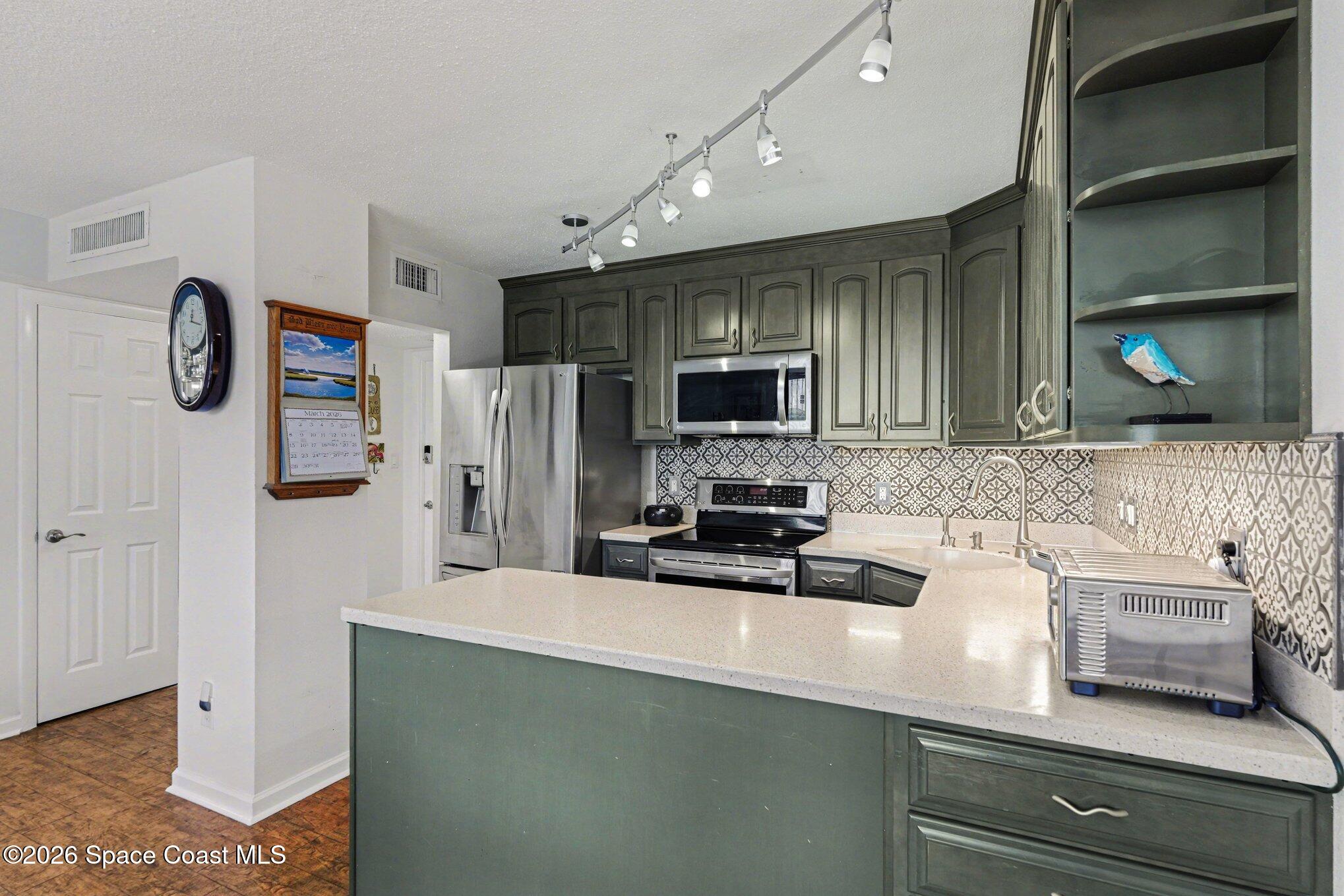 2020 N Atlantic Avenue 617-S