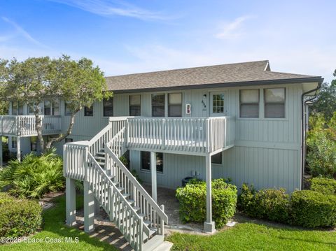 Photo of 654 Centre Court SW #201, Vero Beach, FL 32962 (MLS # 1066061)