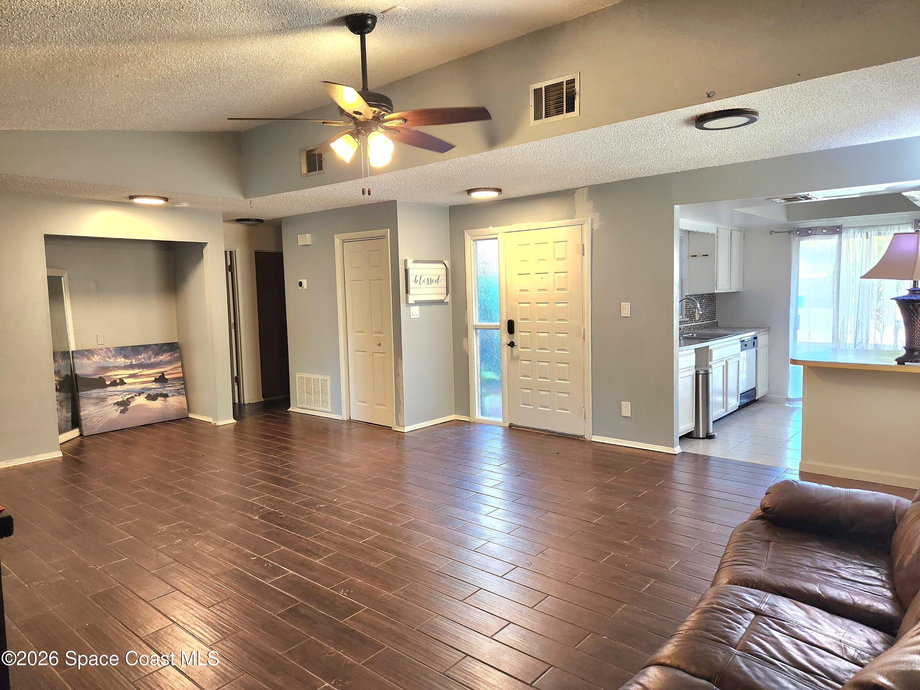 3456 Sparrow Court
