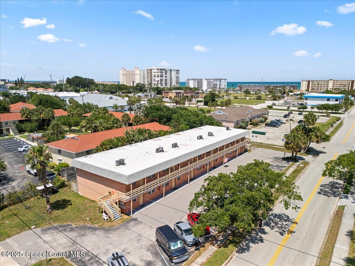 400 Catalina Road 202
