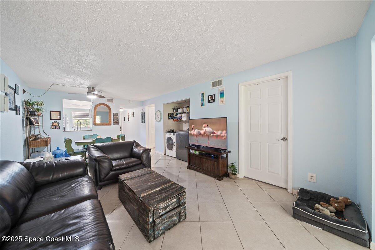 400 Catalina Road 202
