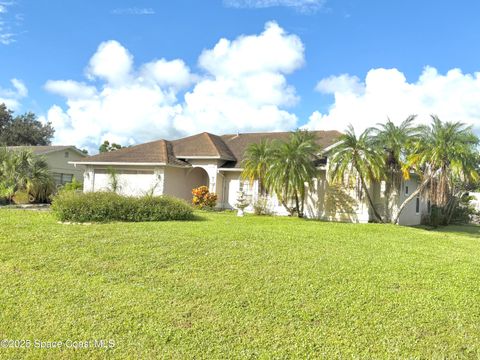 Photo of 1430 NE Emerson Drive NE, Palm Bay, FL 32907 (MLS # 1062715)