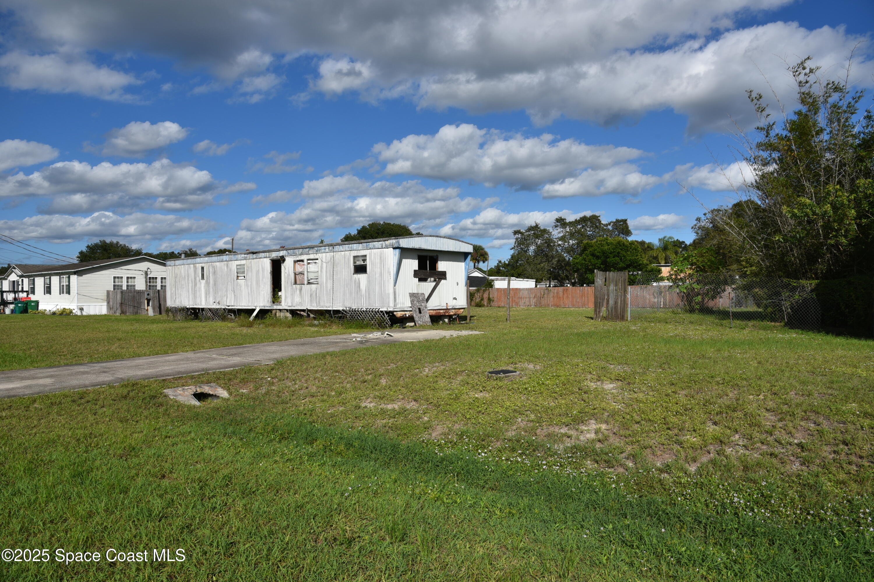 4185 Royal Palm Avenue