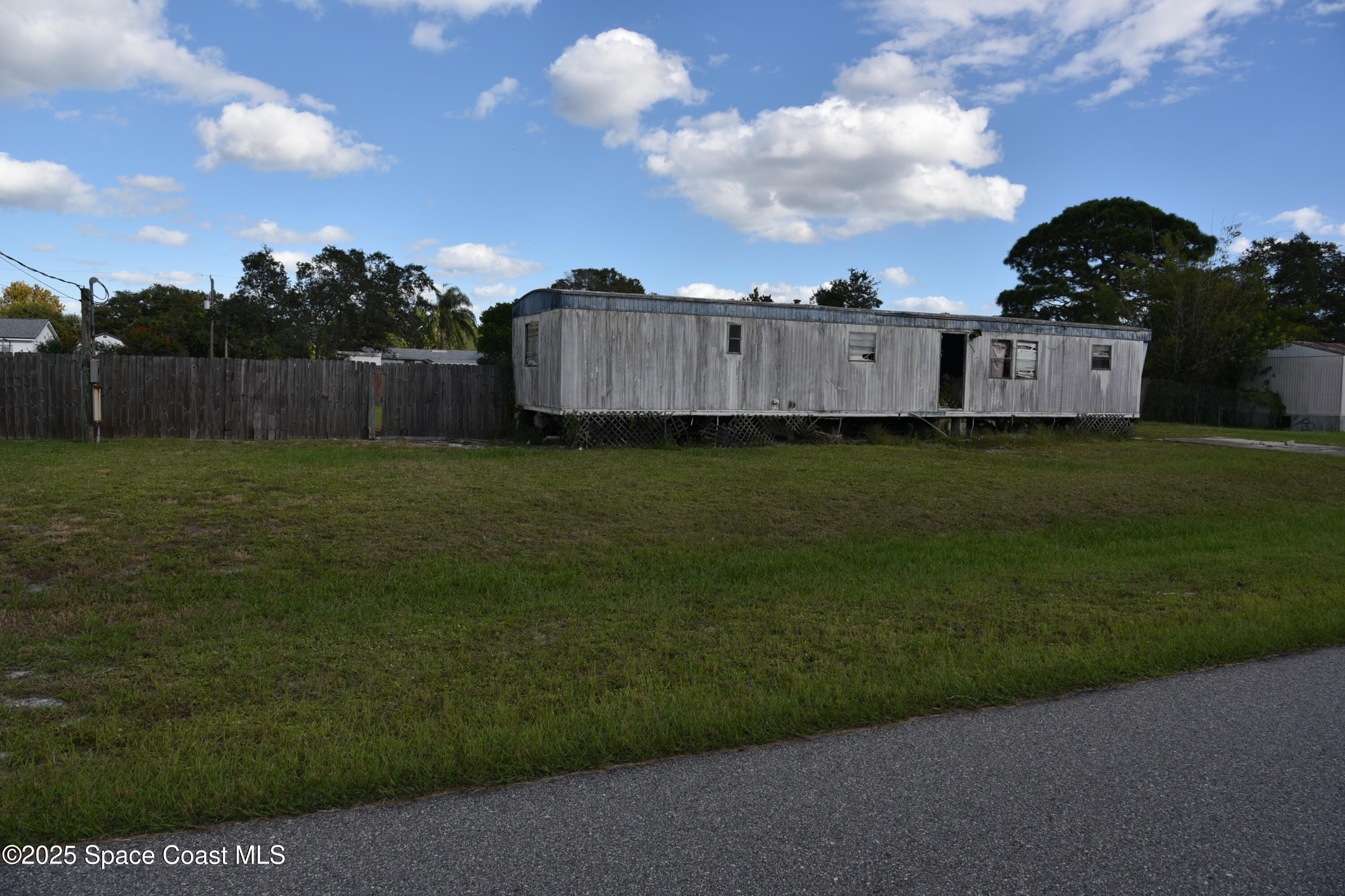 4185 Royal Palm Avenue