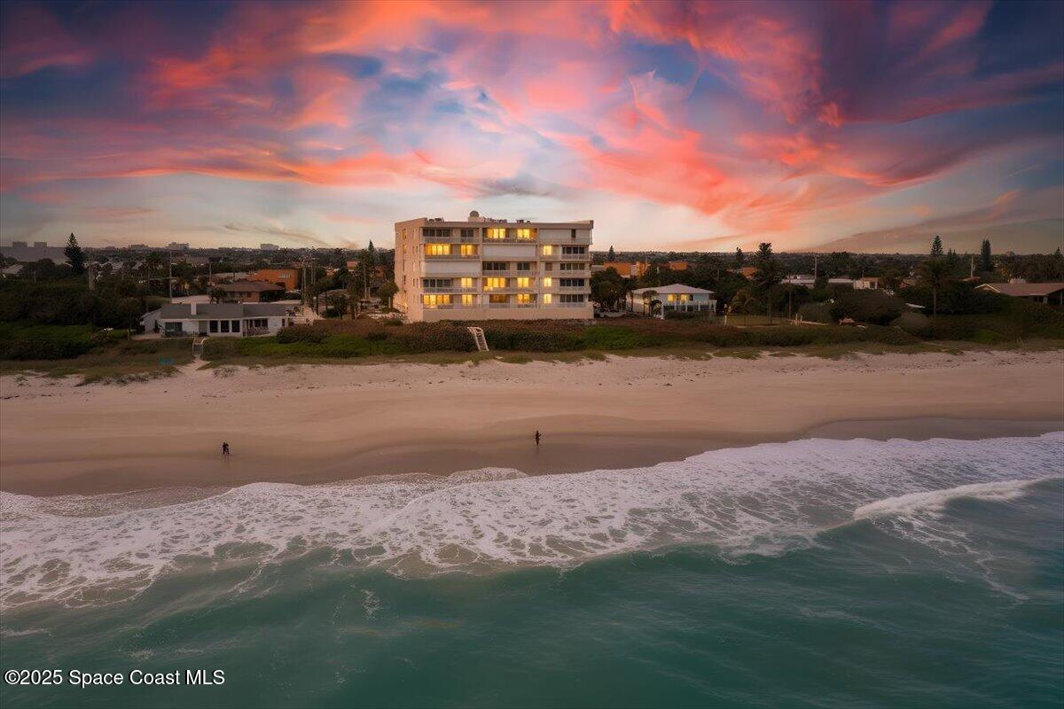 1177 N Highway A1a E 202