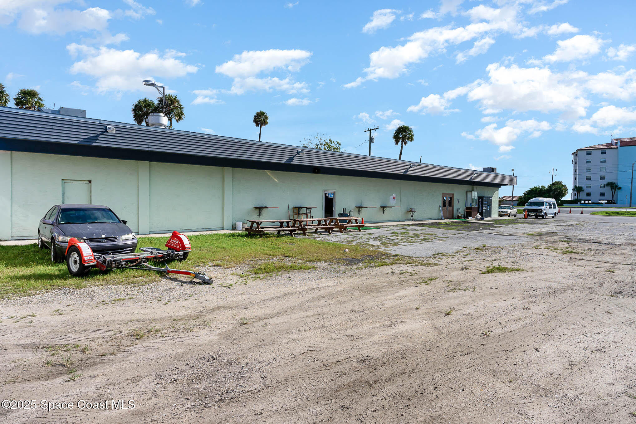 4702 S Washington Avenue