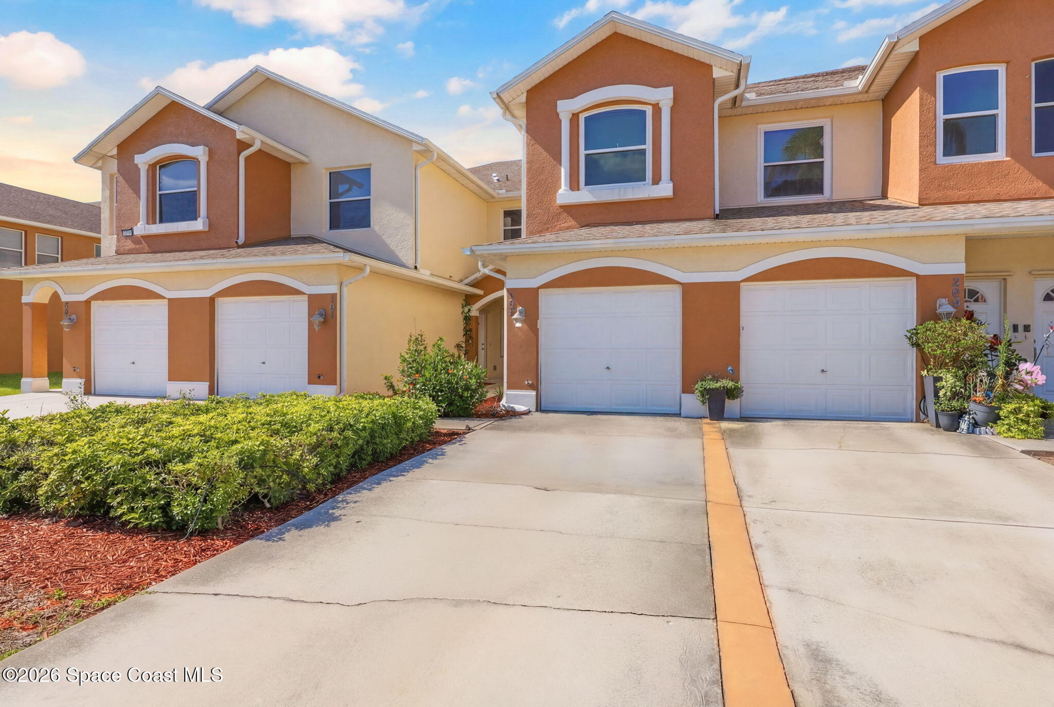 1045 Venetian Drive 102