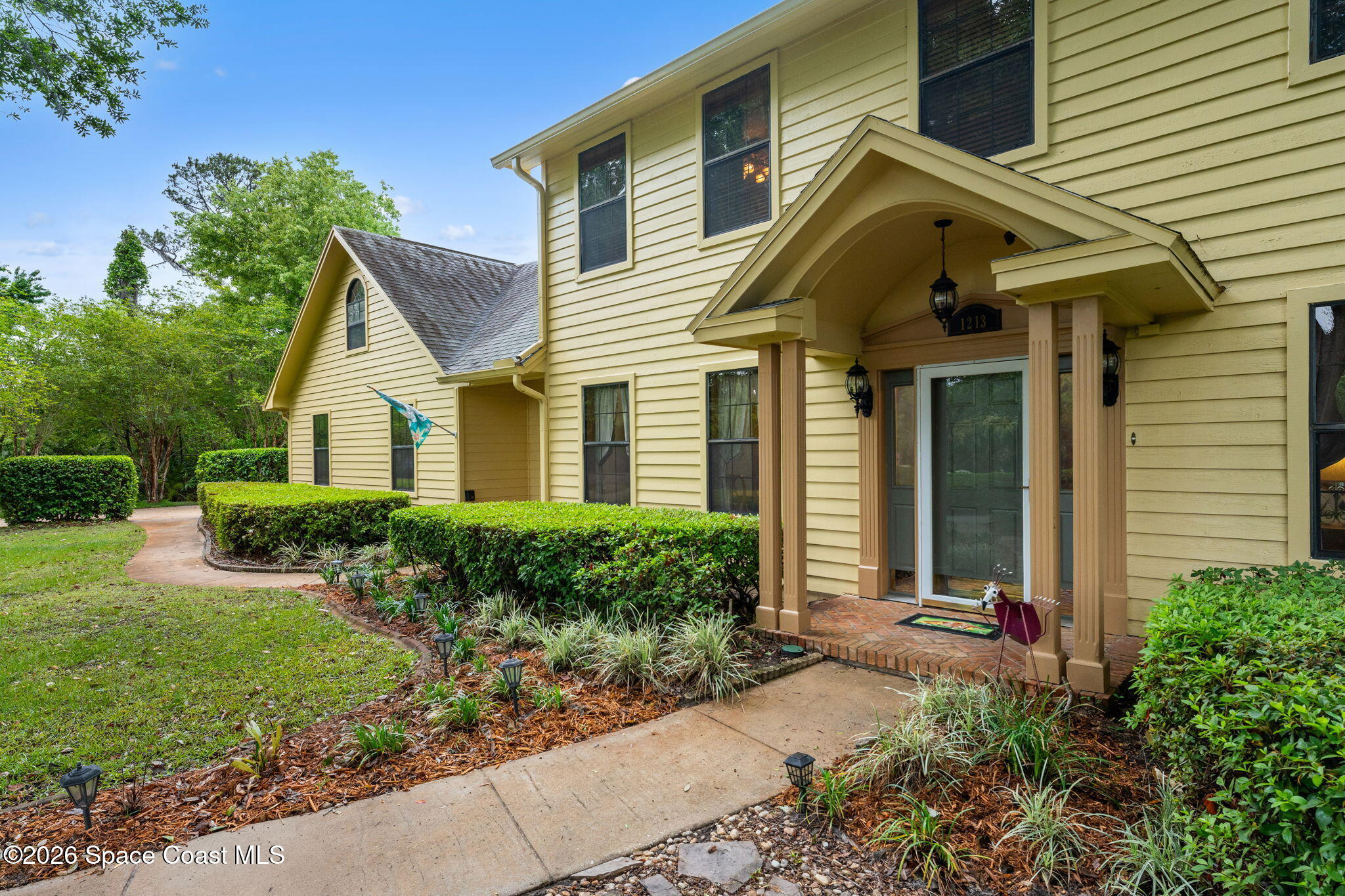 1213 Sand Pine Circle