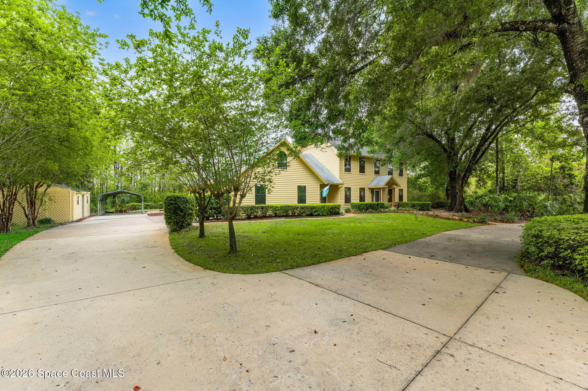 1213 Sand Pine Circle