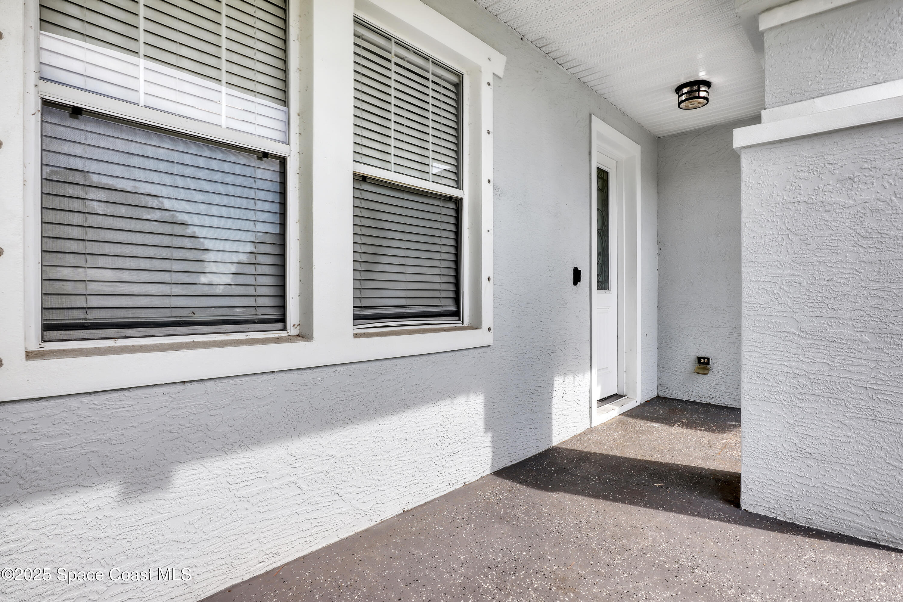 385 Cownie Avenue SE