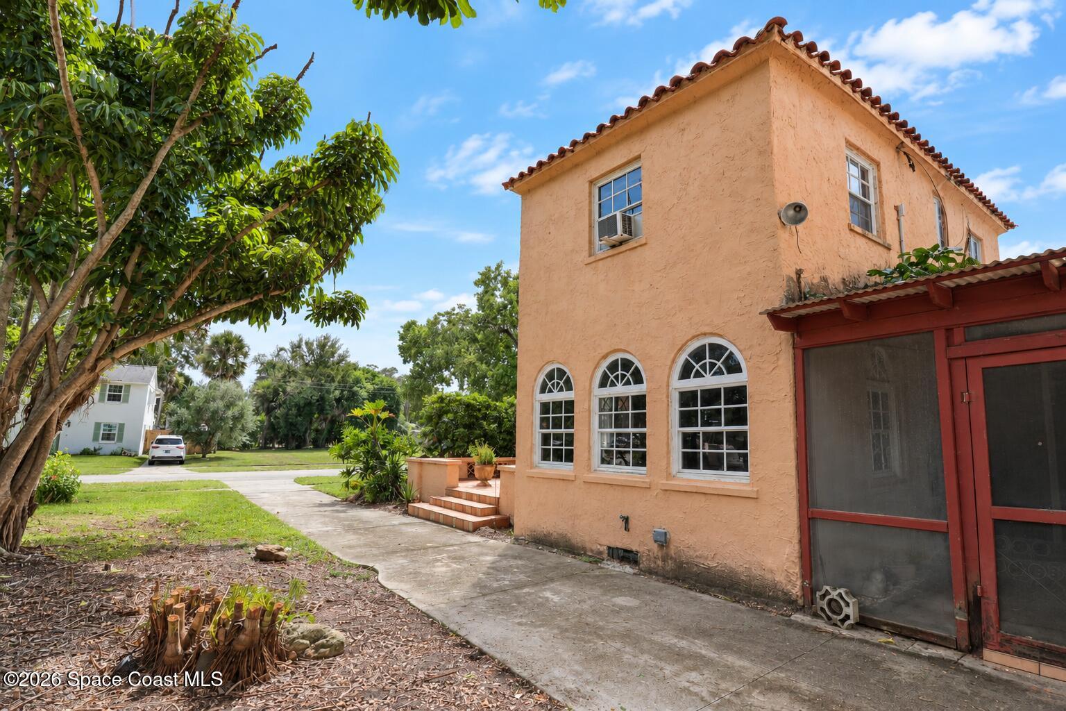 14 Valencia Road