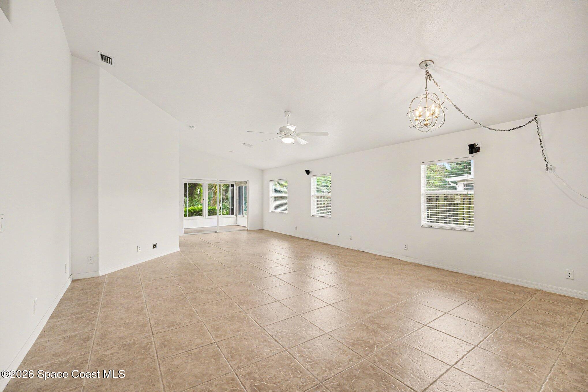 2194 Spring Creek Circle