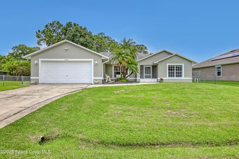 1486 Beche Street SE Palm Bay FL 32909