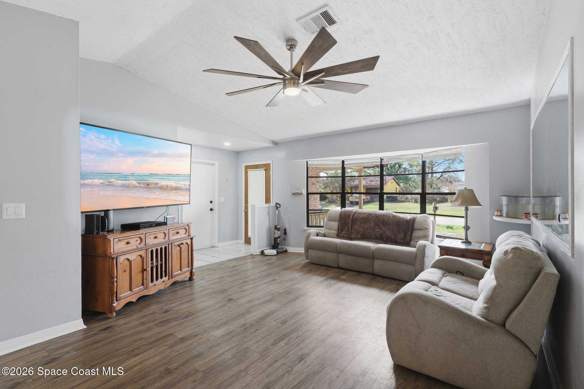 1139 Altamira Street NW