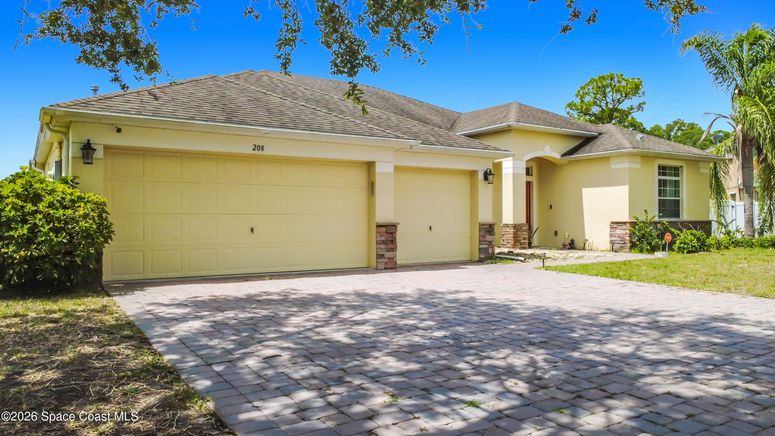 208 Grouper Circle SE
