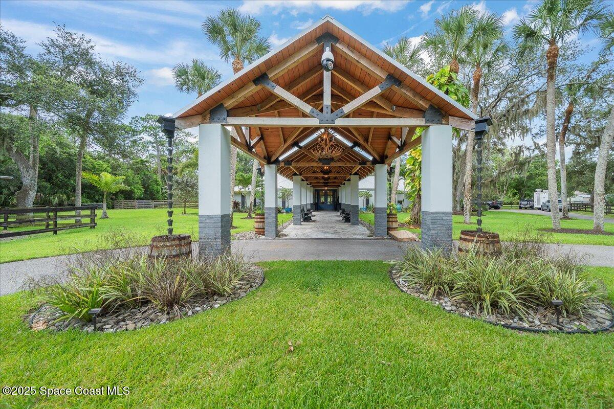 5685 Lake Washington Road