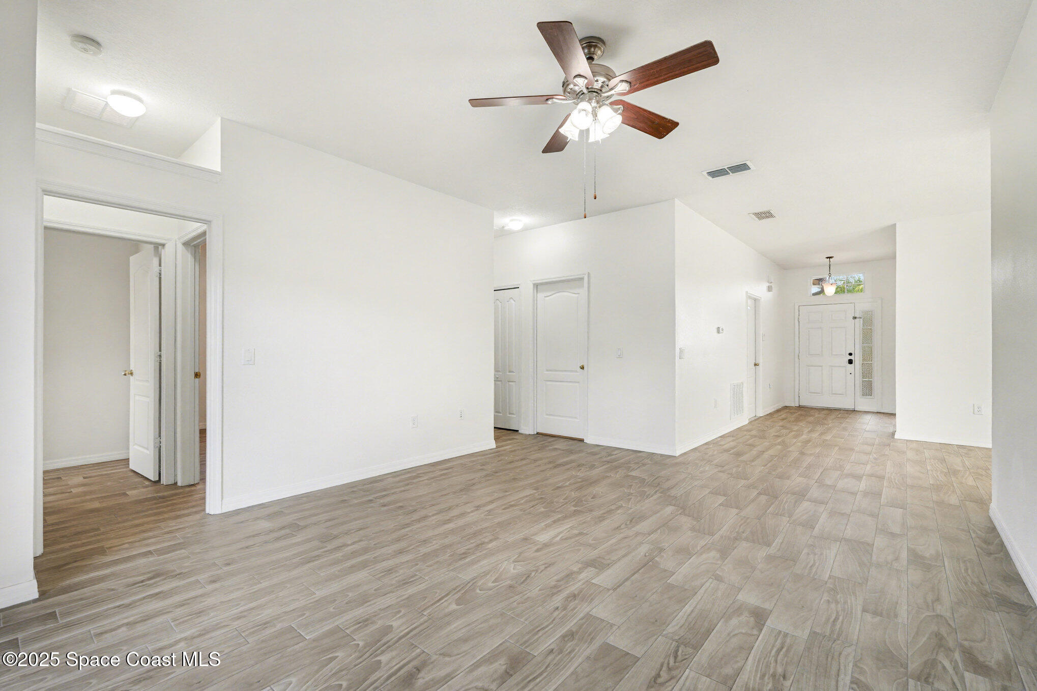 4366 Fitzroy Reef Drive