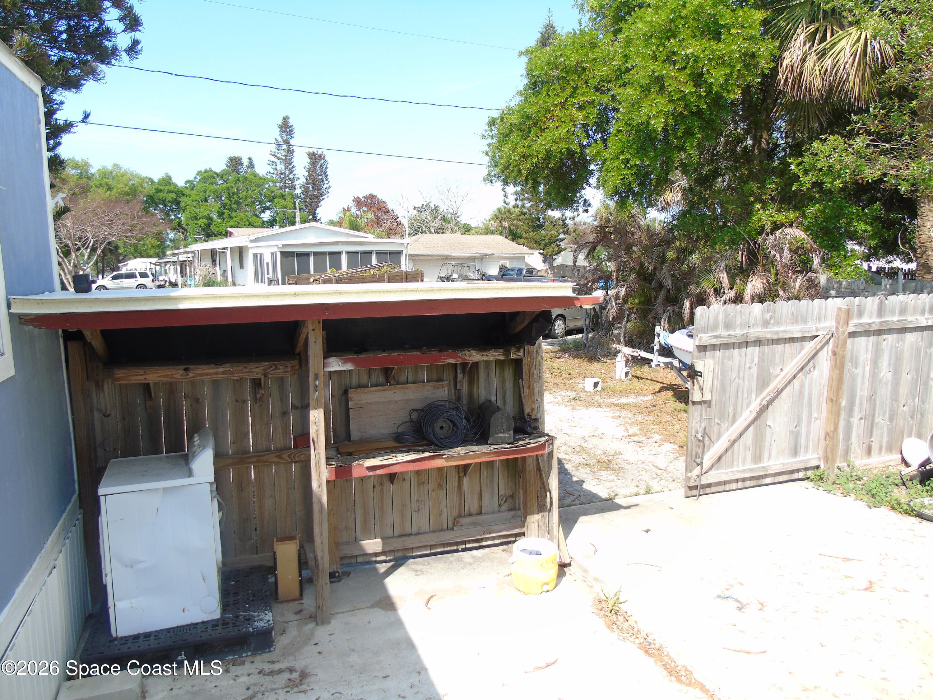 2952 Century Oaks Circle N