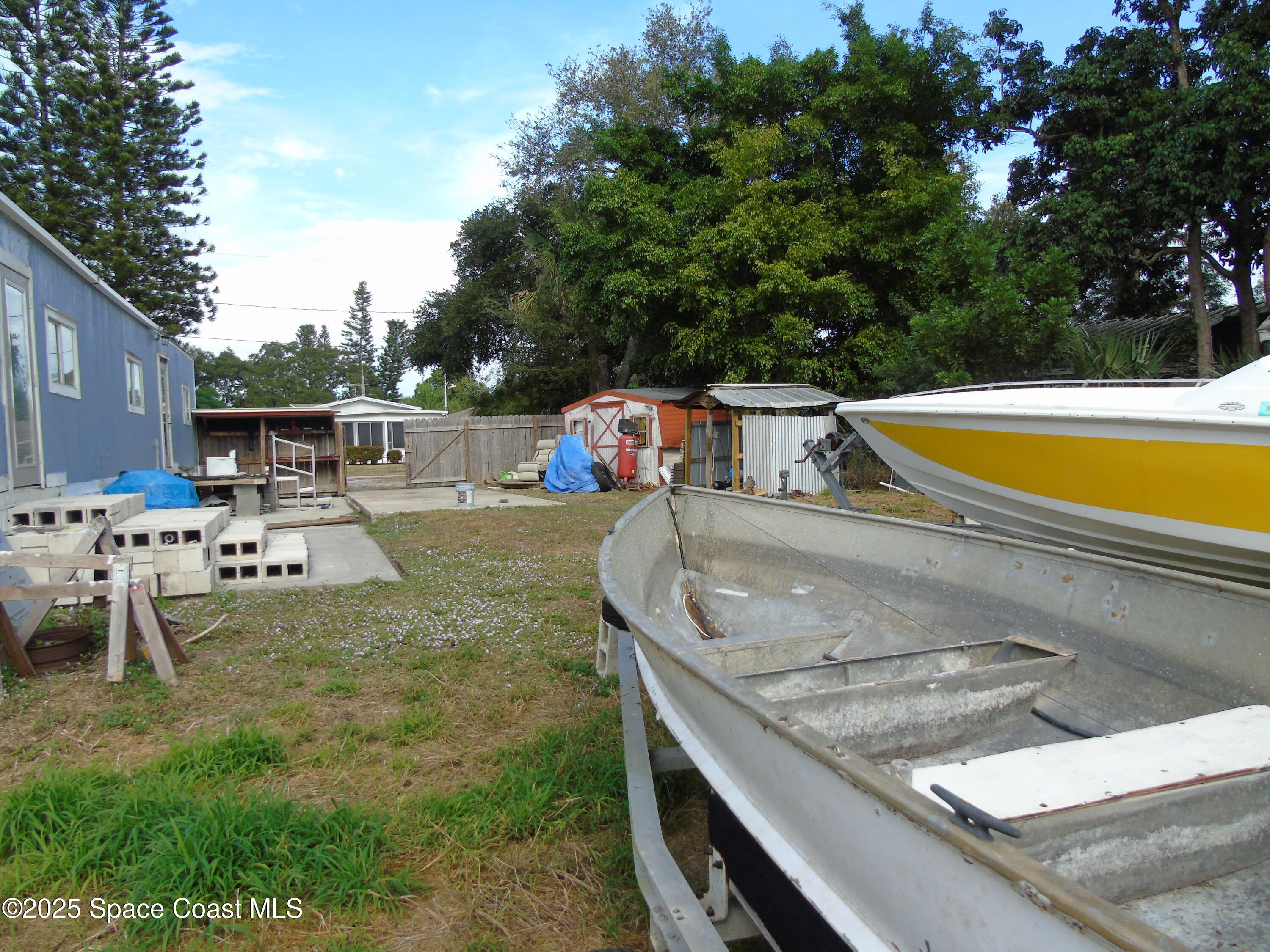 2952 Century Oaks Circle N