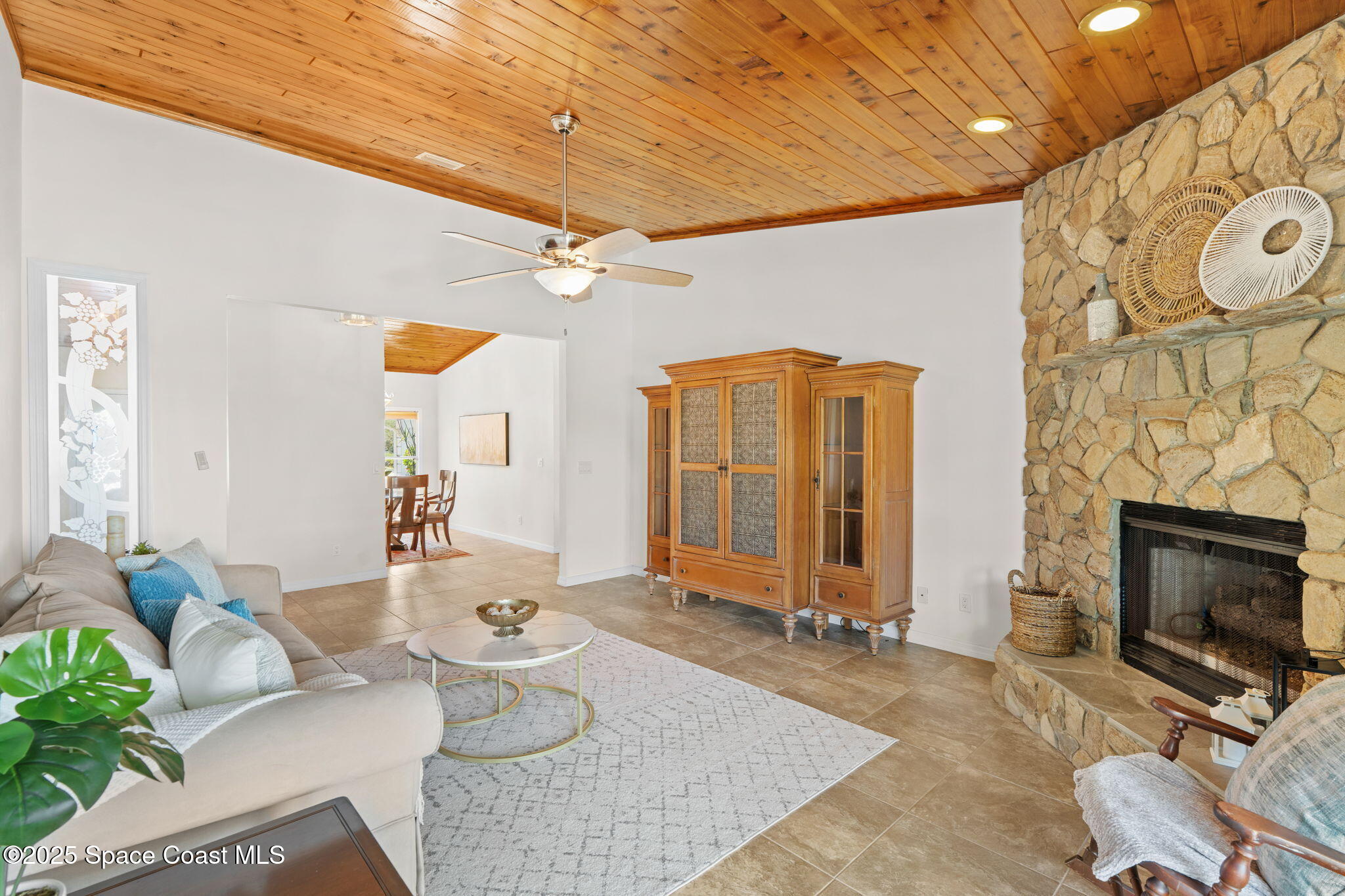 9605 S Tropical Trail