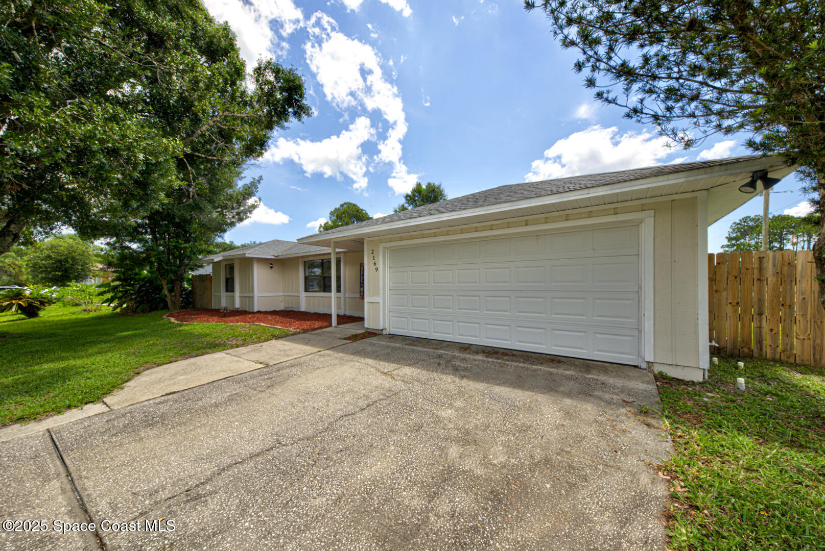 2169 Wagonwheel Avenue SE