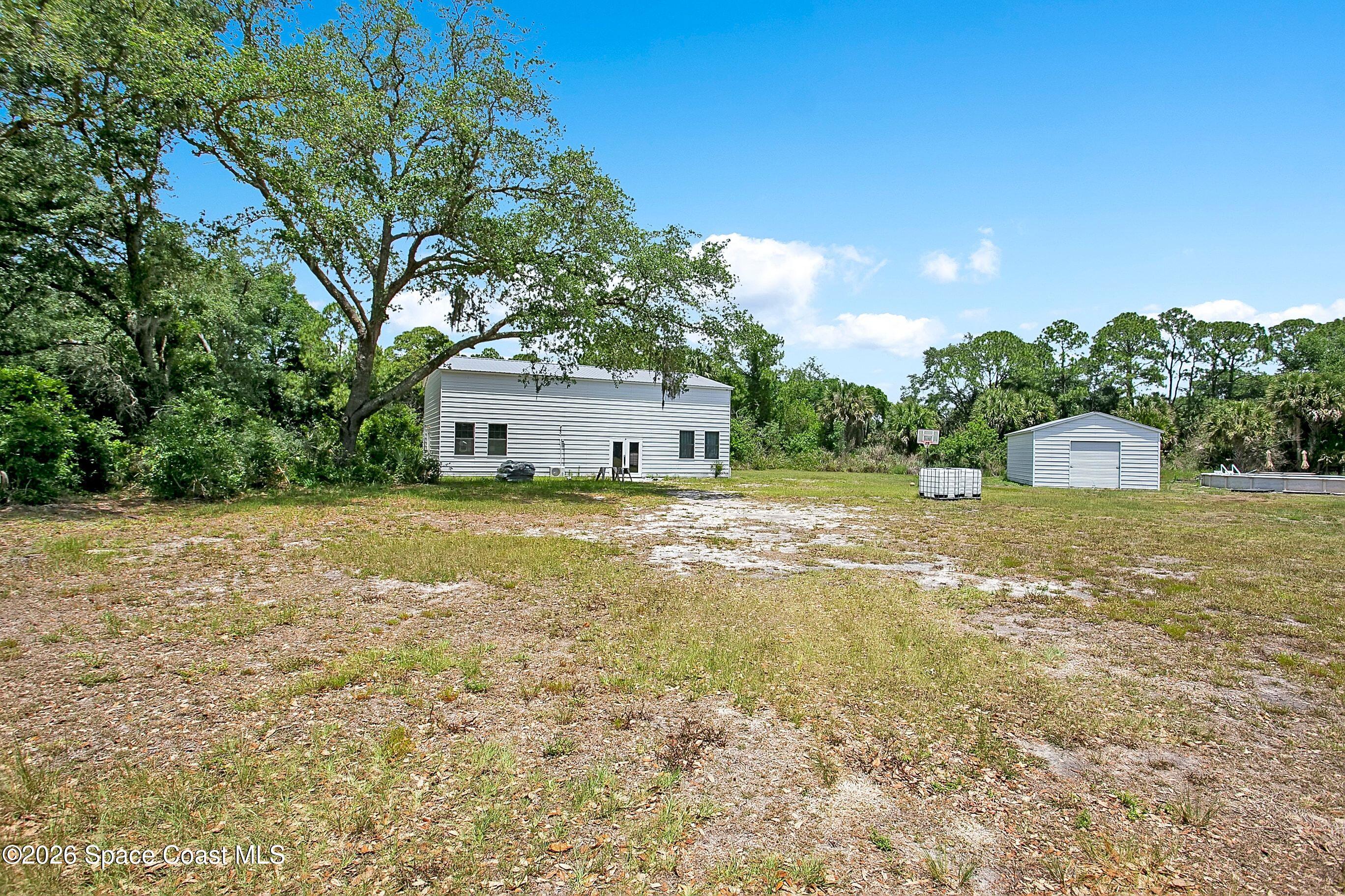 9 Golfview Avenue