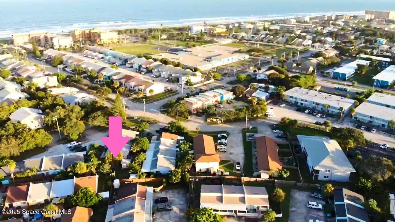 8537 Rosalind Avenue