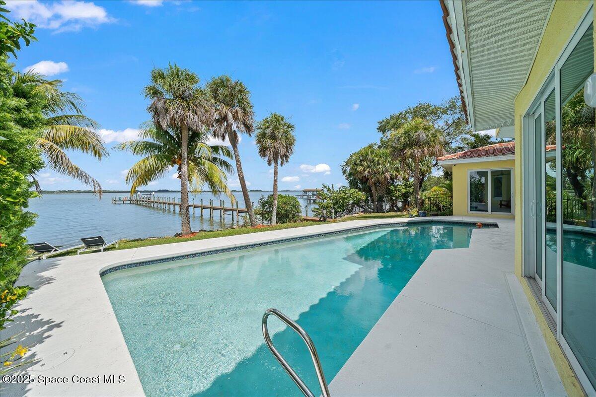 1999 S Misty Harbor Place