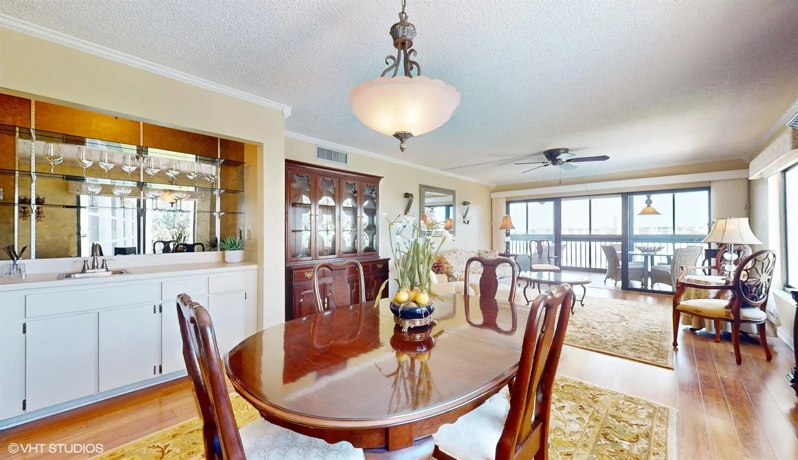 Cocoa Beach, Florida 32931, United States, 2 Bedrooms Bedrooms, ,2 BathroomsBathrooms,Residential,Pending,15723