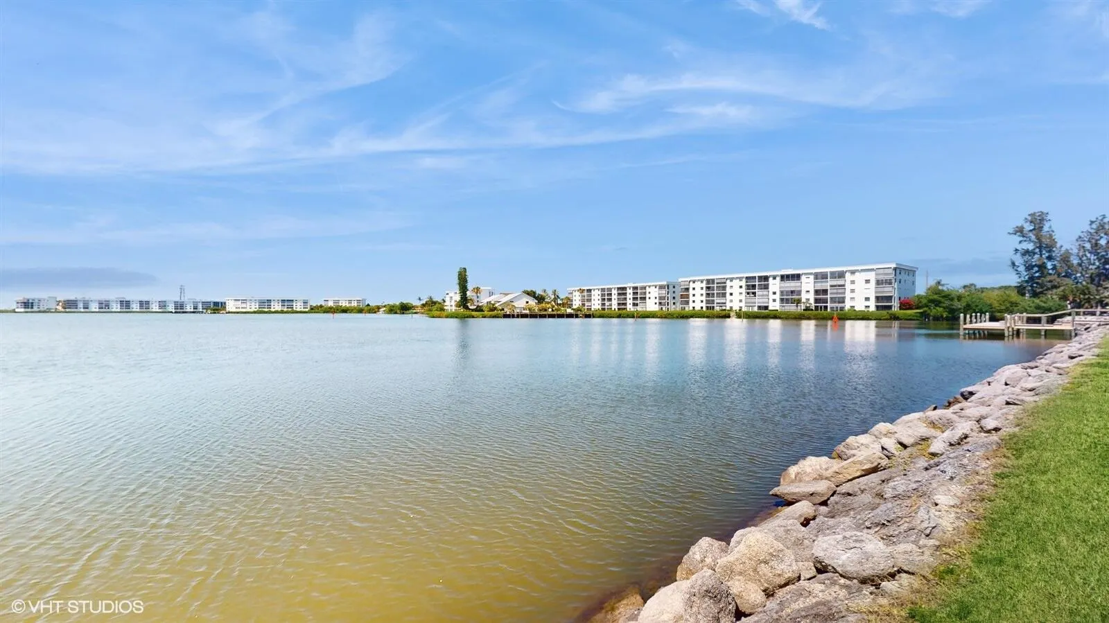 Cocoa Beach, Florida 32931, United States, 2 Bedrooms Bedrooms, ,2 BathroomsBathrooms,Residential,Pending,15723