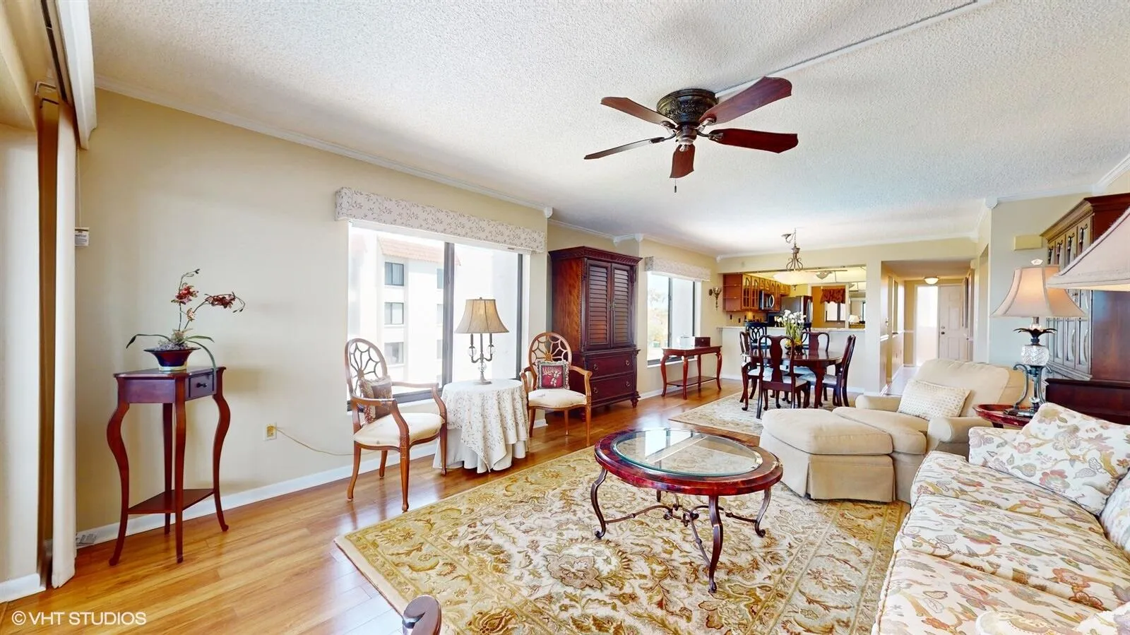 Cocoa Beach, Florida 32931, United States, 2 Bedrooms Bedrooms, ,2 BathroomsBathrooms,Residential,Pending,15723