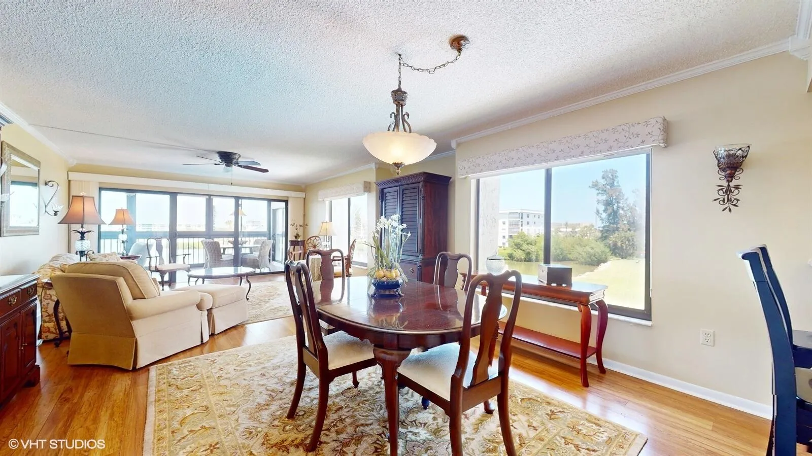 Cocoa Beach, Florida 32931, United States, 2 Bedrooms Bedrooms, ,2 BathroomsBathrooms,Residential,Pending,15723