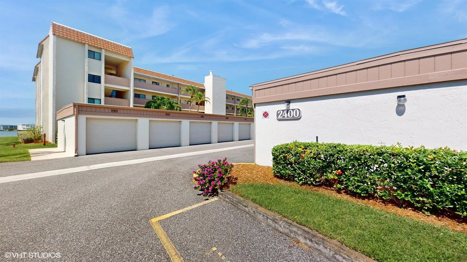 Cocoa Beach, Florida 32931, United States, 2 Bedrooms Bedrooms, ,2 BathroomsBathrooms,Residential,Pending,15723