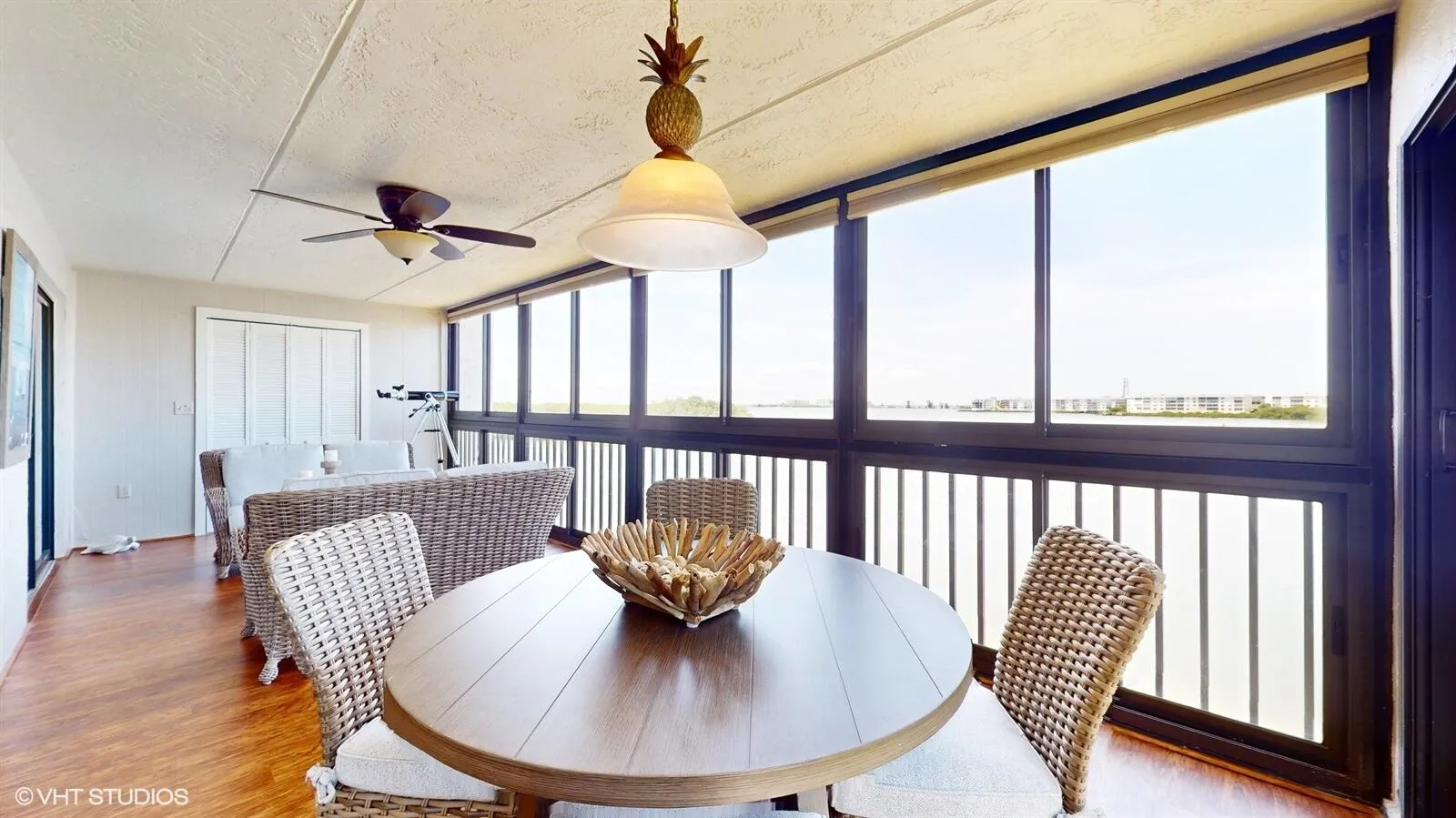 Cocoa Beach, Florida 32931, United States, 2 Bedrooms Bedrooms, ,2 BathroomsBathrooms,Residential,Pending,15723