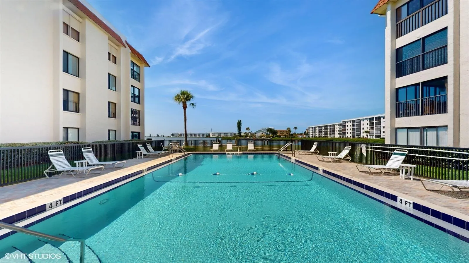 Cocoa Beach, Florida 32931, United States, 2 Bedrooms Bedrooms, ,2 BathroomsBathrooms,Residential,Pending,15723