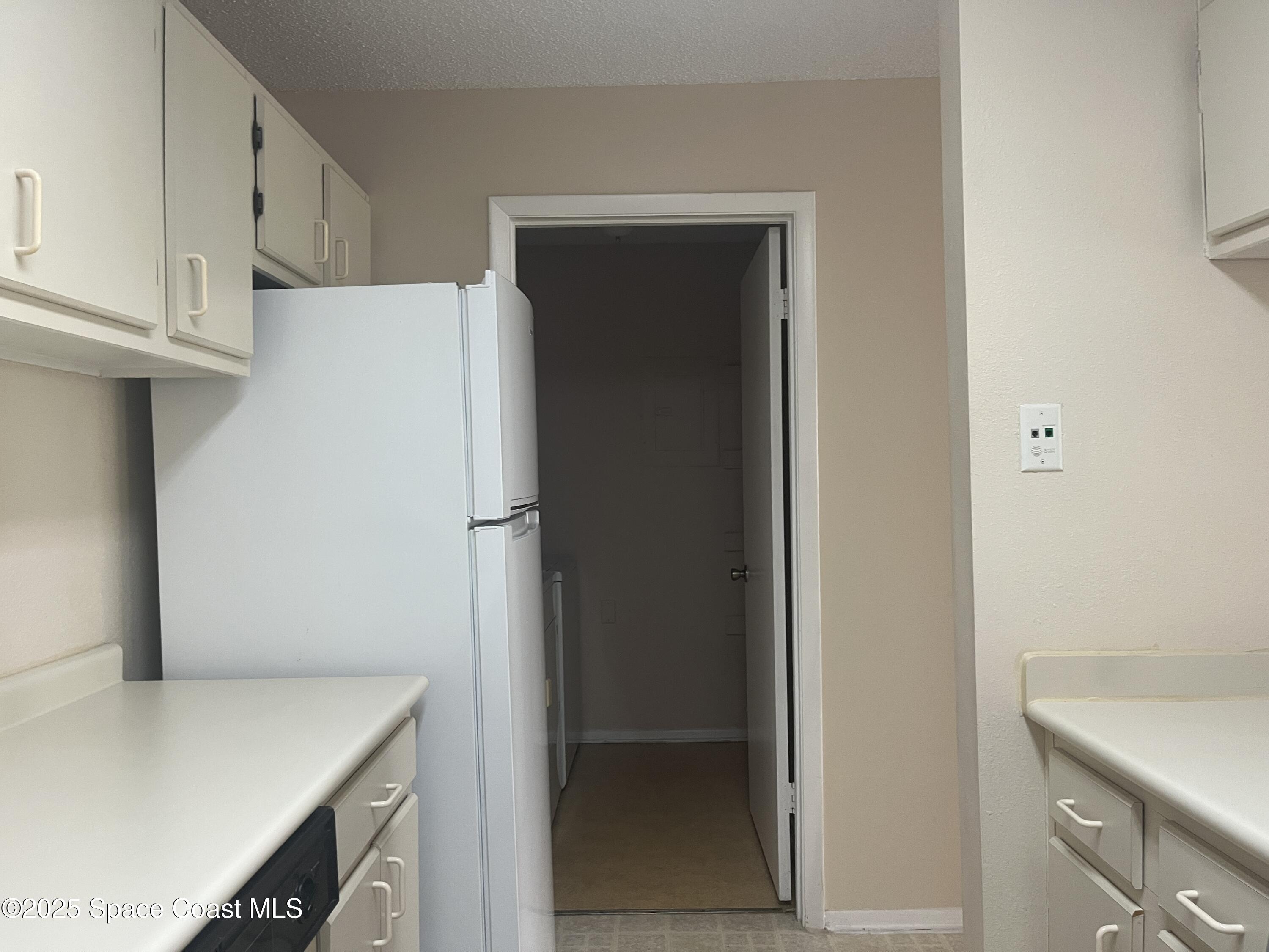 225 S Tropical Trail 423