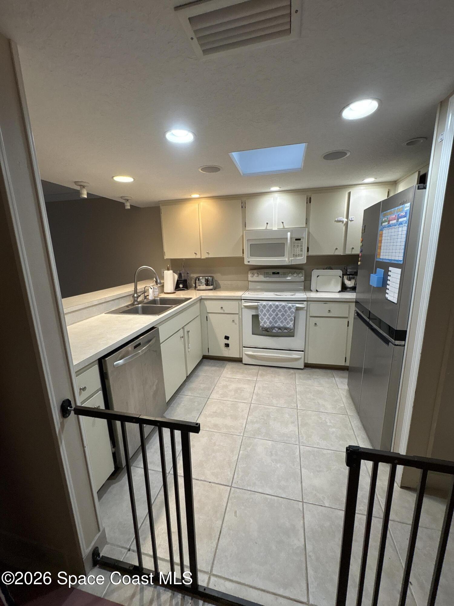 3125 Winchester Drive