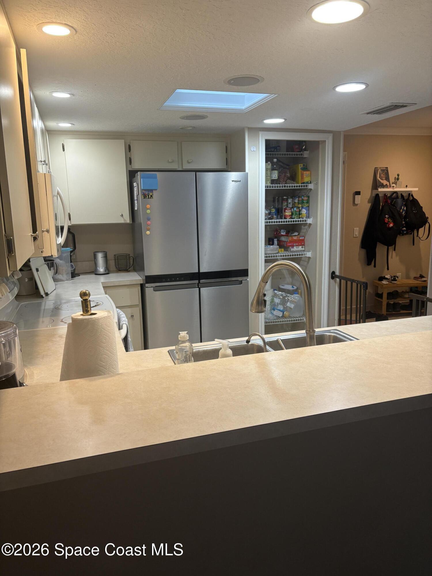 3125 Winchester Drive