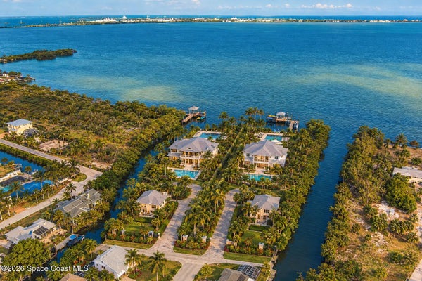 3000 YOUNT DRIVE, MERRITT ISLAND, FL 32952 - Image ea90af0a61f5d33dd7cab4a809ceac07/2827809612