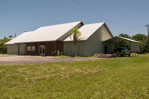 2558 NE 144th Street Okeechobee FL 34972
